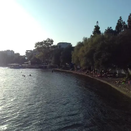 Liland Beachfront Apartamento *