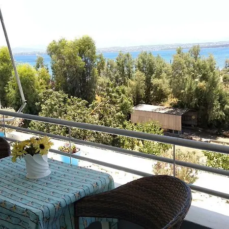 Liland Beachfront * Lefkandí