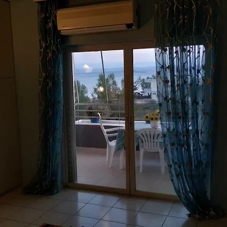 Liland Beachfront Apartment *