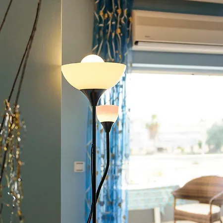 Liland Beachfront * Lefkandí