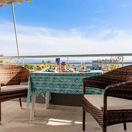 Liland Beachfront Apartment