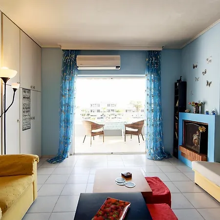 Liland Beachfront Apartman Lefkandí