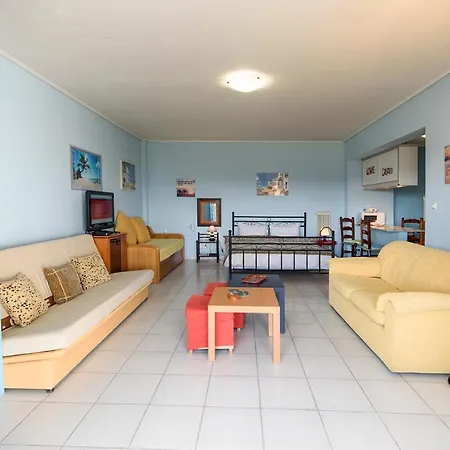 Apartment Liland Beachfront