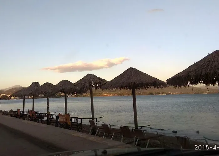 Liland Beachfront * Λευκαντί